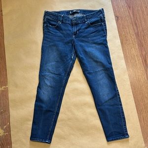 Hollister Crop Jeans